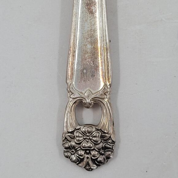 Rogers Brothers Silverplate Eternally Yours Coquette Pierced Tomato Server - Picture 8 of 10